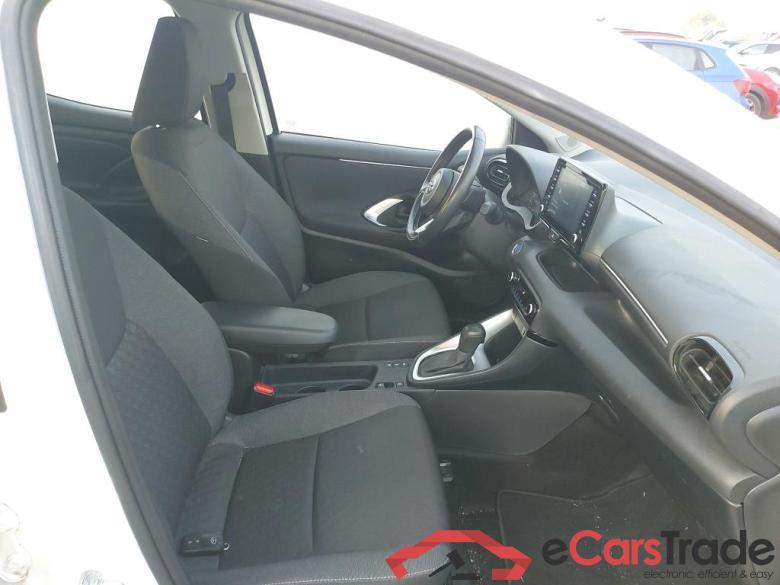 TOYOTA Yaris / 2020 / 5P / berlina con portón 1.5 120H Active Tech #6