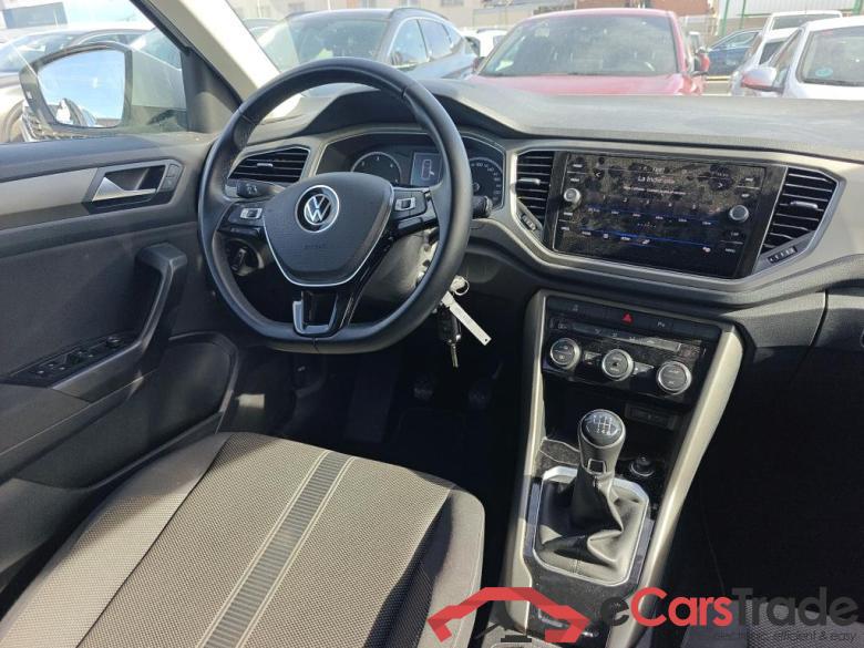 VOLKSWAGEN T-Roc / 2017 / 5P / todoterreno Advance 2.0 TDI 85kW (115CV) #3