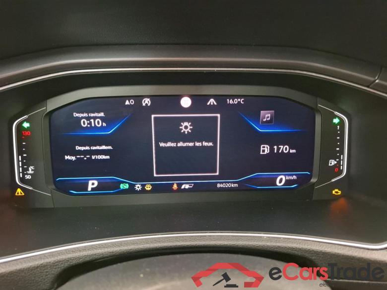 VOLKSWAGEN T-Roc / 2017 / 5P / SUV 1.5 TSI 150 EVO R-LINE DSG7 #6