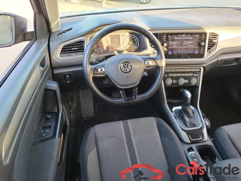 VOLKSWAGEN T-Roc / 2017 / 5P / todoterreno Advance 2.0 TDI 110kW (150CV) DSG (AC2) #3