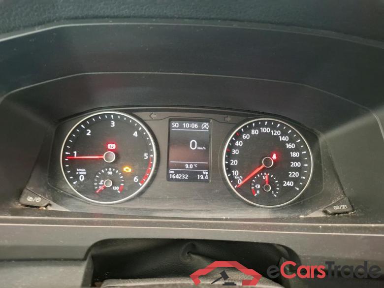VOLKSWAGEN Transporter VU 4p Fourgon 2.0 TDi 102 L1H1 Business Line Plus #6