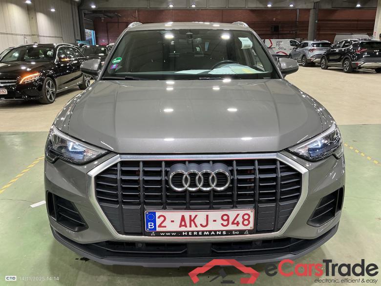 AUDI Q3 1.4 45 TFSI E S TRONIC #2