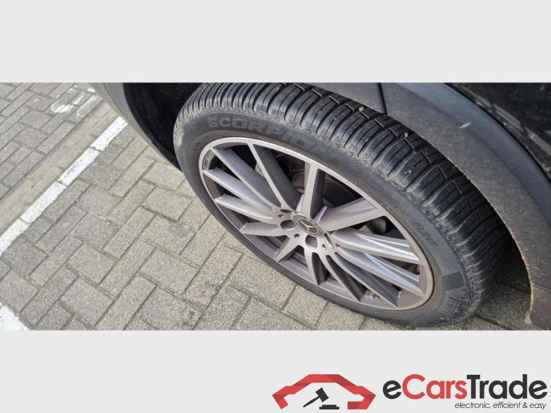 MERCEDES-BENZ GLB 200 200 #5