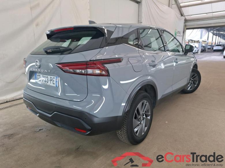 NISSAN Qashqai / 2021 / 5P / Crossover 1.3 MHEV 140 Business Edition #3