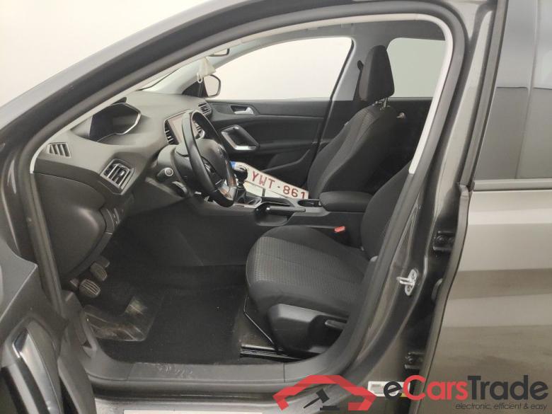 Peugeot 308 SW 1.2 PureTech 110 S&S Style 5d #3