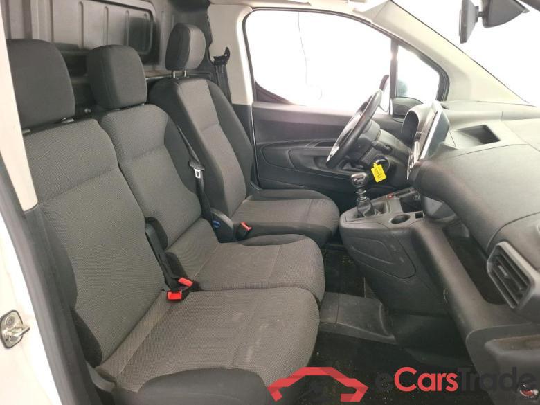 CITROEN Berlingo / 2018 / 4P / Fourgonnette M 1000kg PureTech 110 S&S BVM6 Driver #6