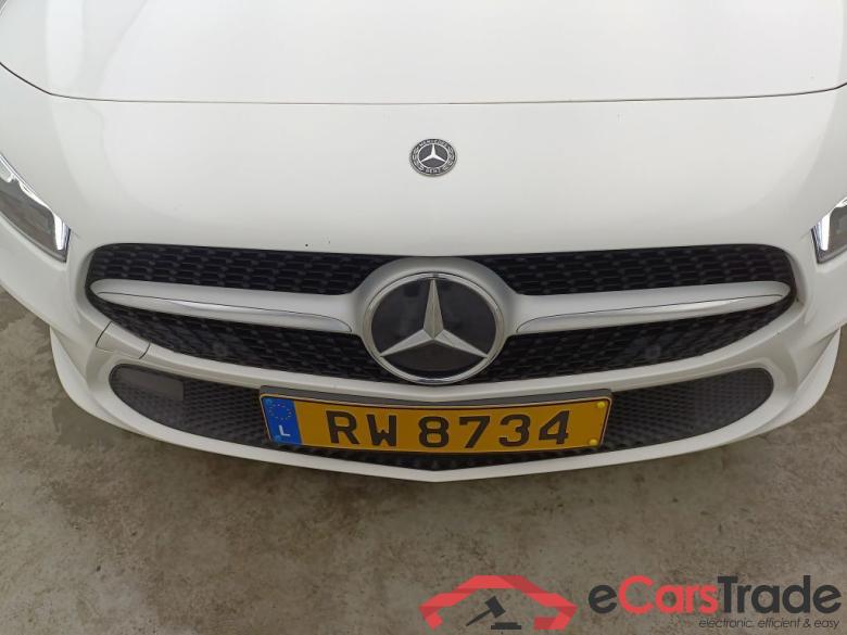 MERCEDES CLASSE A DIESEL (W177) A 200 d 150 Business Solution (EU6d-TEMP) 5d #1