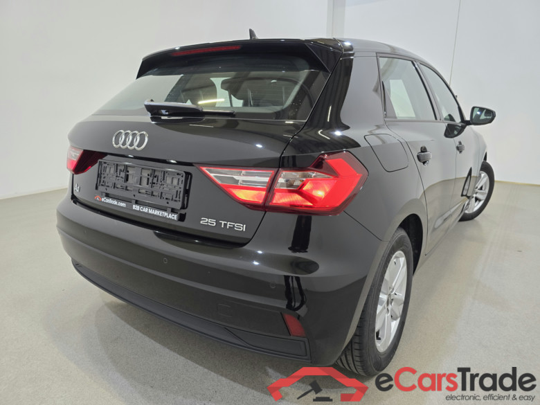 Audi A1 Sportback 1.0 25 TFSI Aut. Virtual Navi Klima PDC ... #4