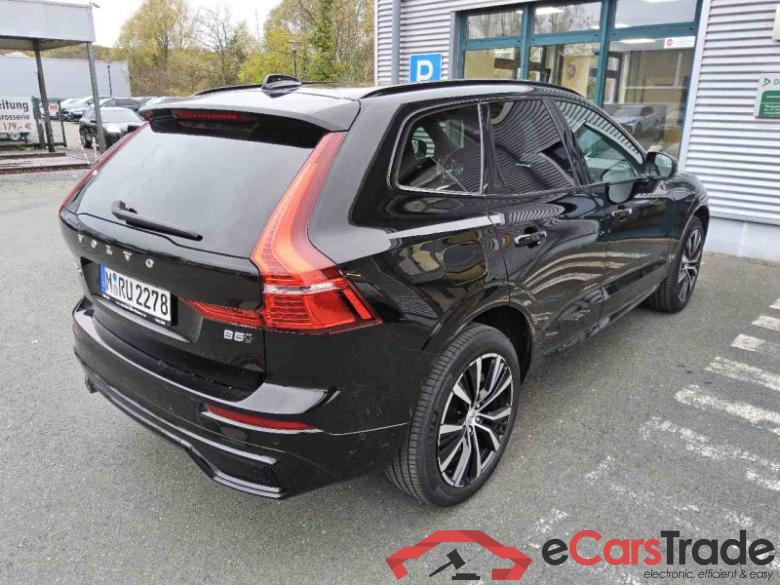 Volvo XC60 (03.2017->) DE - SUV5 B5 (Benzin) AWD EU6d, Plus Dark Mild-Hybrid (EURO 6d), (Facelift) 2022 #3