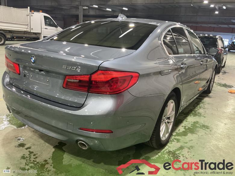 BMW 5 - 2017 530eXA PHEV Performance OPF #4