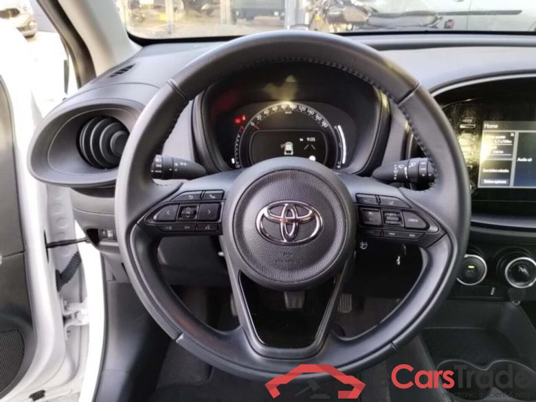 TOYOTA Aygo X 1.0 VVT-i MT Play #6