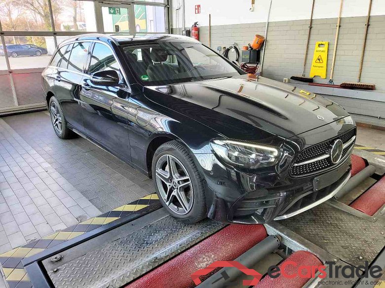 Mercedes-Benz E T-Modell (BM 213)(06.2016->) DE - Kb5 E 300 de EU6d, T de AMG Line 4Matic (EURO 6d), (Facelift) 2020 - 2023 #2