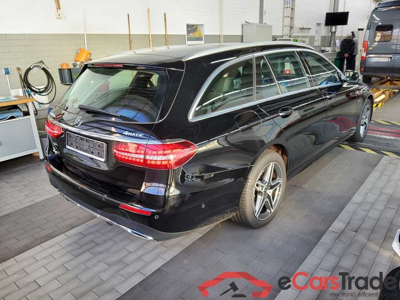 Mercedes-Benz E T-Modell (BM 213)(06.2016->) DE - Kb5 E 300 de EU6d, T de AMG Line 4Matic (EURO 6d), (Facelift) 2020 - 2023 #3