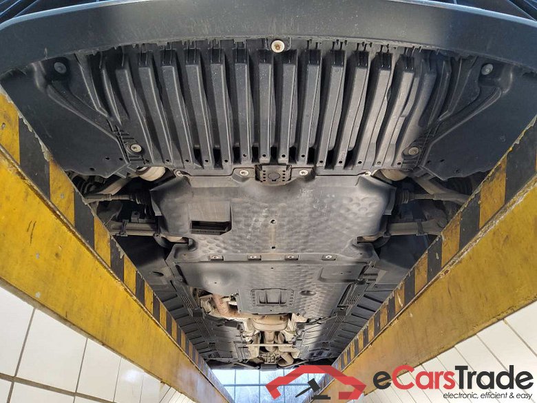 Mercedes-Benz E T-Modell (BM 213)(06.2016->) DE - Kb5 E 300 de EU6d, T de AMG Line 4Matic (EURO 6d), (Facelift) 2020 - 2023 #5