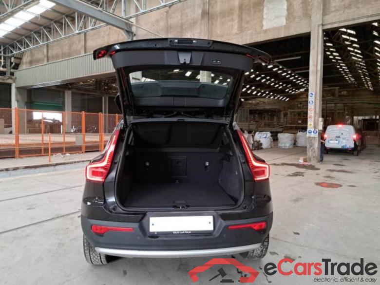 VOLVO XC40 / 2021 / 5P / SUV T4 RECHARGE PLUG-IN AUTO CORE #5