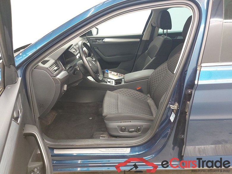 Skoda Superb Combi 1.4 TSI iV 160kW DSG6 Clever 5d #3