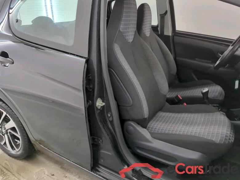 Peugeot 108 Allure 1.0 e-VTi 72pk 5d #3