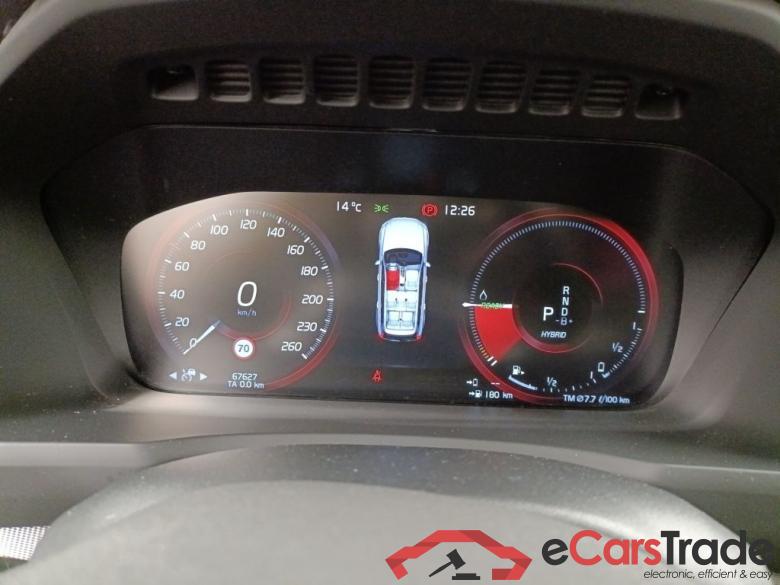 Volvo XC90 2.0 T8 4WD Geartronic R-Design 7PL. 5d #6