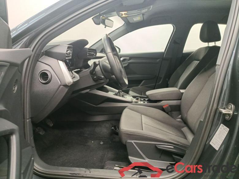 Audi A3 Sportback 2.0 30 TDi 85kW 5d #3