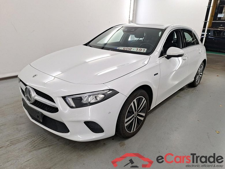 MERCEDES-BENZ CLASS A (W177) A 250 e PHEV Business Solution