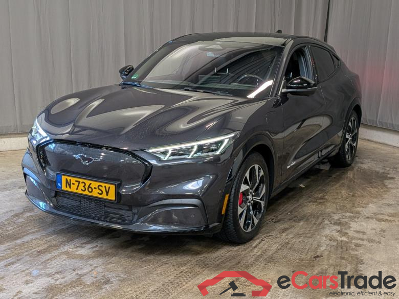 FORD Mustang Mach-E AWD 75 kWh