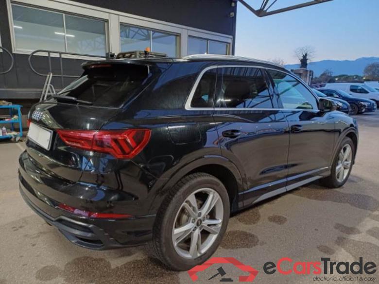 AUDI Q3 / 2018 / 5P / SUV 35 TDI S TRONIC S LINE EDITION #2