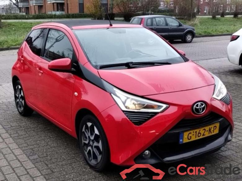 TOYOTA Aygo 1.0 VVT-i x-cite #2