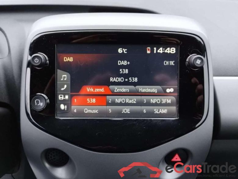 TOYOTA Aygo 1.0 VVT-i x-cite #6