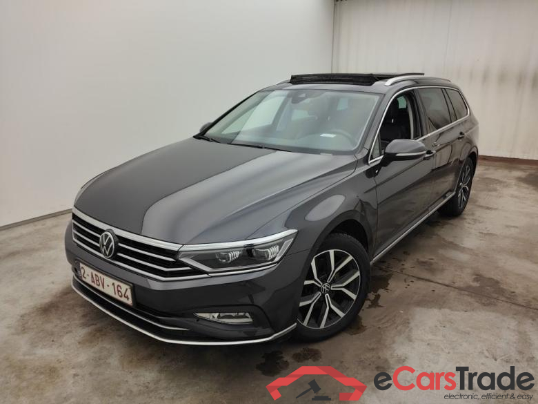 Volkswagen Passat Variant 2.0 TDI SCR 110kW Elegance Business 5d