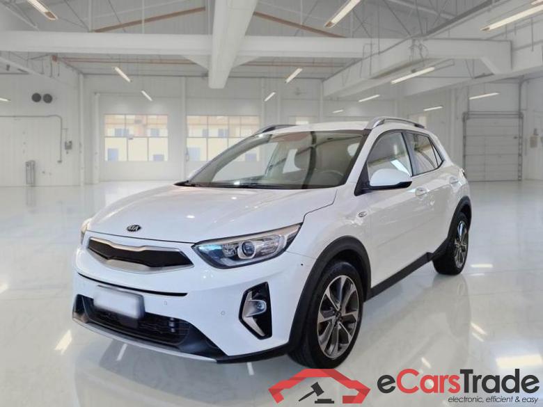 KIA STONIC / 2017 / 5P / SUV 1.0 T-GDI 74KW MHEV STYLE #1
