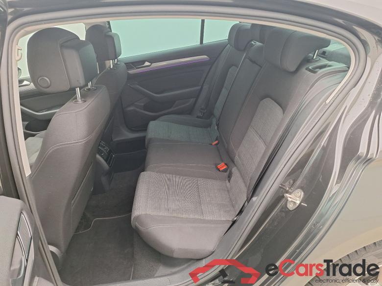 VW, Passat FL'19, Volkswagen Passat 1.5 TSI Style Business DSG 4d #4