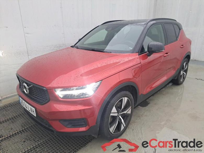 VOLVO XC40 / 2017 / 5P / todoterreno 1.5 T4 Twin Recharge R-Design Auto #1