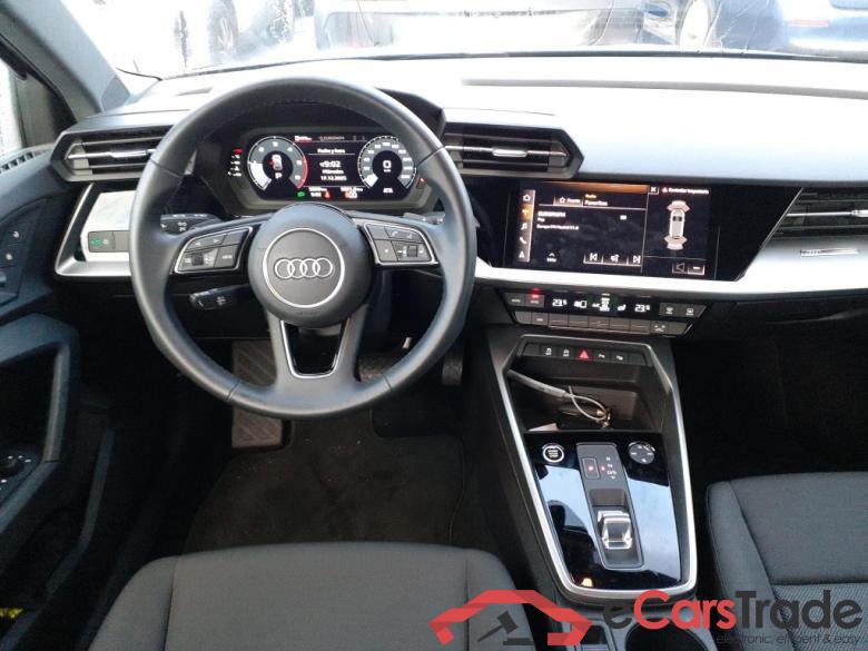 AUDI A3 / 2020 / 5P / berlina con portón Sportback 35 TDI 110kW (150CV) S tronic #3