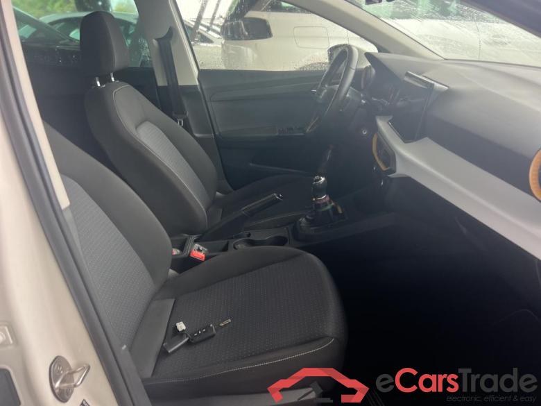 SEAT Ibiza / 2017 / 5P / berlina con portón 1.0 TSI 81kW (110CV) Style Plus (AC) #6