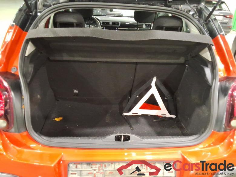 CITROAu2039N C3 - 2017 1.2i PureTech Feel S&S (EU6.2) STOCK #3