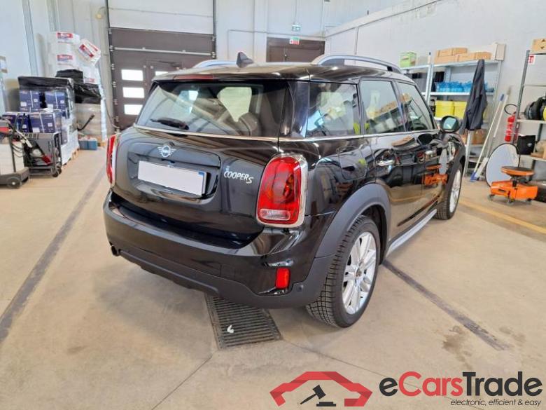 MINI COUNTRYMAN / 2016 / 5P / BERLINA COOPER S E ALL4 HYPE AUTOMATICA #2