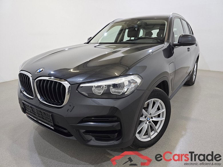 BMW X3 2.0 xDrive30e Plug-In Hybrid Aut. LED Navi KeylessGo Klima PDC ...