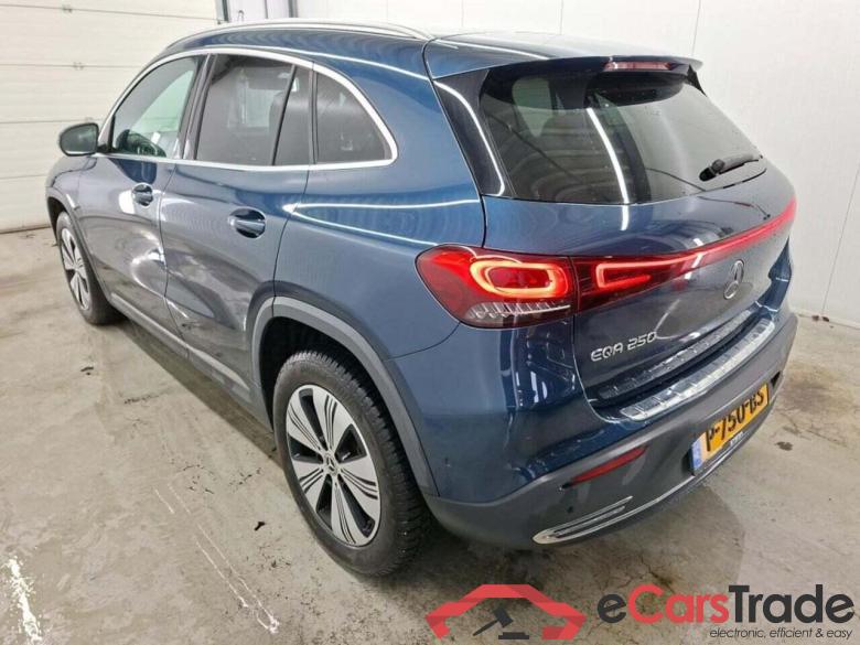MERCEDES-BENZ EQA 250 Bns Sol. Lux #6