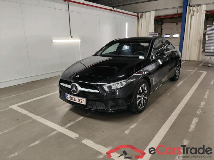 Mercedes A-Klasse Limousine A-Klasse Limousine A 250 e Business Line (PHEV) 160kW/218pk  4D/P Auto-7 #1