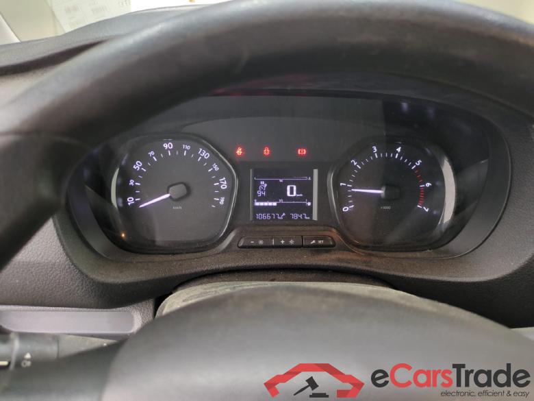 Jumpy Fourgon Club M 1.5 BlueHDi 100CV BVM6 E6d #6