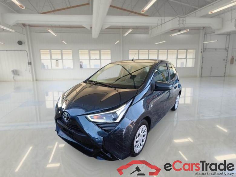 TOYOTA AYGO CONNECT / 2018 / 5P / BERLINA 1.0 VVT-I X-BUSINESS MMT MY19 #1
