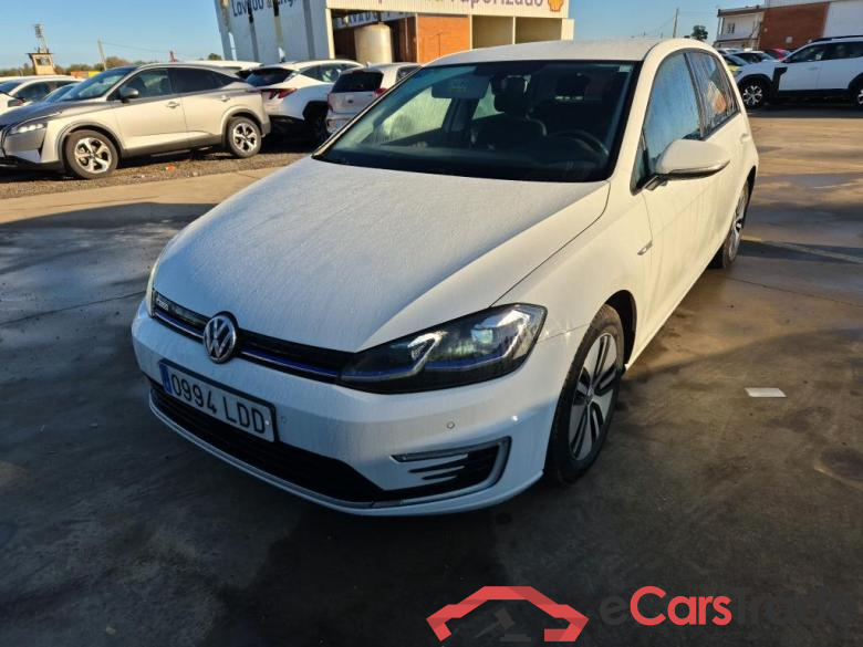 VOLKSWAGEN Golf / 2016 / 5P / berlina con portón e-Golf ePower 110 kW (136CV)