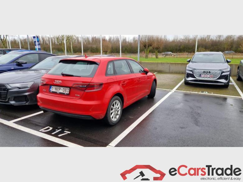 AUDI A3 Sportback Audi A3 Sportback Attraction 1.2 TFSI  81(110) kW(ch) 6 vitesses #4