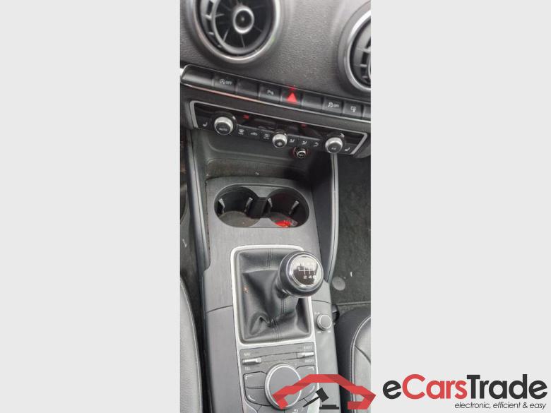 AUDI A3 Sportback Audi A3 Sportback Attraction 1.2 TFSI  81(110) kW(ch) 6 vitesses #5
