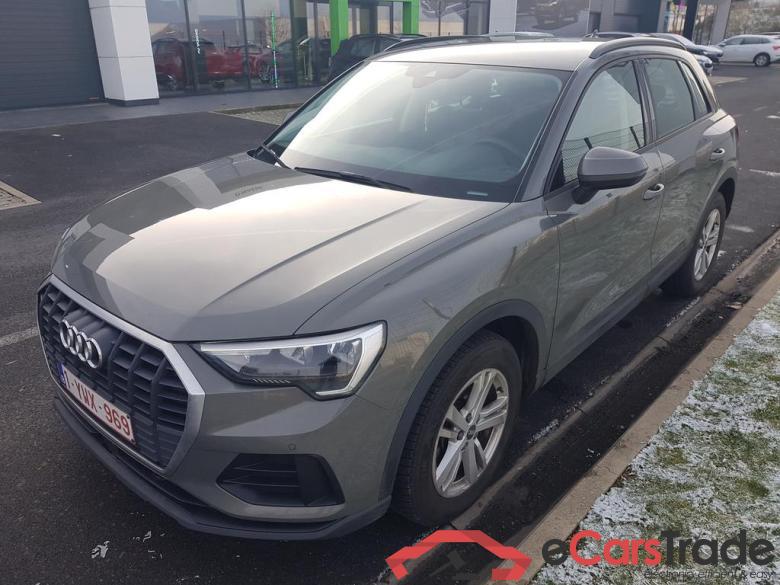 AUDI Q3 Audi Q3  Business Edition Attraction 35 TFSI  110(150) kW(ch) S tronic #1