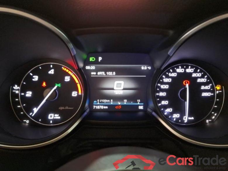 ALFA ROMEO STELVIO / 2017 / 5P / SUV 2.2 TD 190 CV SPRINT AT8 Q4 #4
