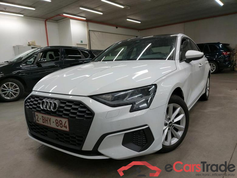 AUDI - AUD A3 BERLINE 30 TDi 116PK S-Tronic Attraction Business Edition Pack Business Plus With Sport Seats & Pano Roof