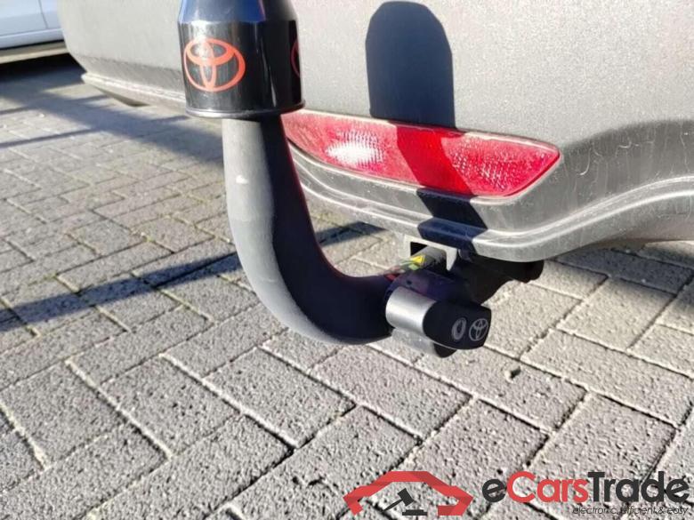 TOYOTA C-HR 1.8 Hybrid Dynamic #3