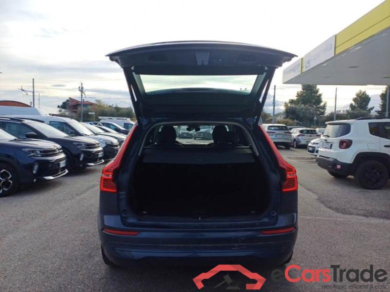 VOLVO XC60 / 2021 / 5P / SUV B4 D AWD AUTOMATICO CORE #5