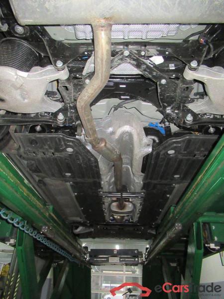 Volvo XC60 (03.2017->) DE - SUV5 B5 (Benzin) 2WD EU6d, R-Design Mild-Hybrid (EURO 6d), (Facelift) 2021 #5